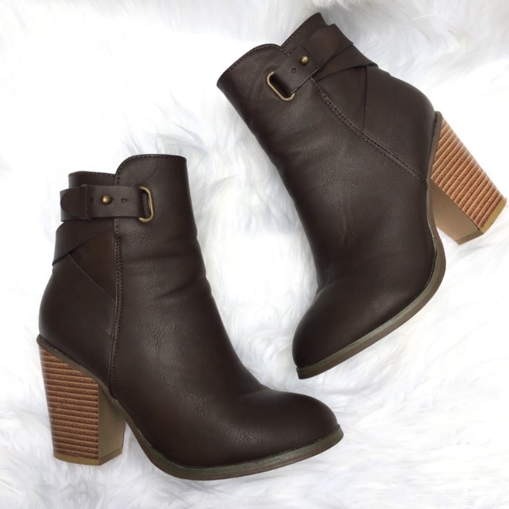 Celebrity Brown Block Heel Zip Ankle Boots Booties